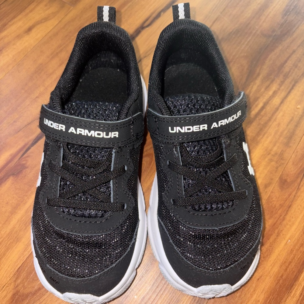 Under Armour Kids Black and Gray Sneakers